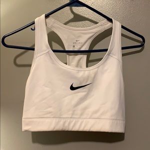 NIKE sports bra